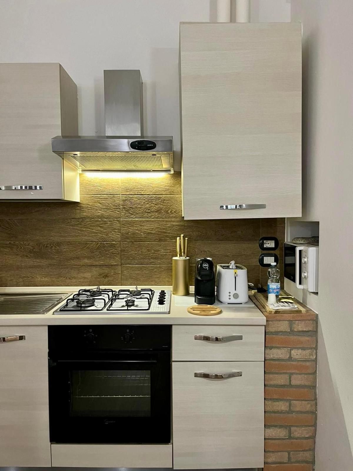Residenza Corrado By Almanova Residenze Apartment Mantova Bagian luar foto